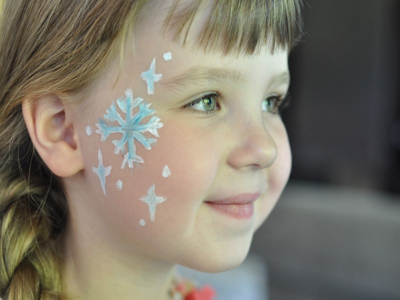 face-paint-elsa-snowflakes-suburble-com-1